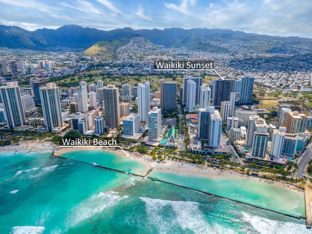 Newly Renovated 2 Bedroom Condo, 1 Block To Waikiki Beach, Free Parking Honolulu Eksteriør bilde